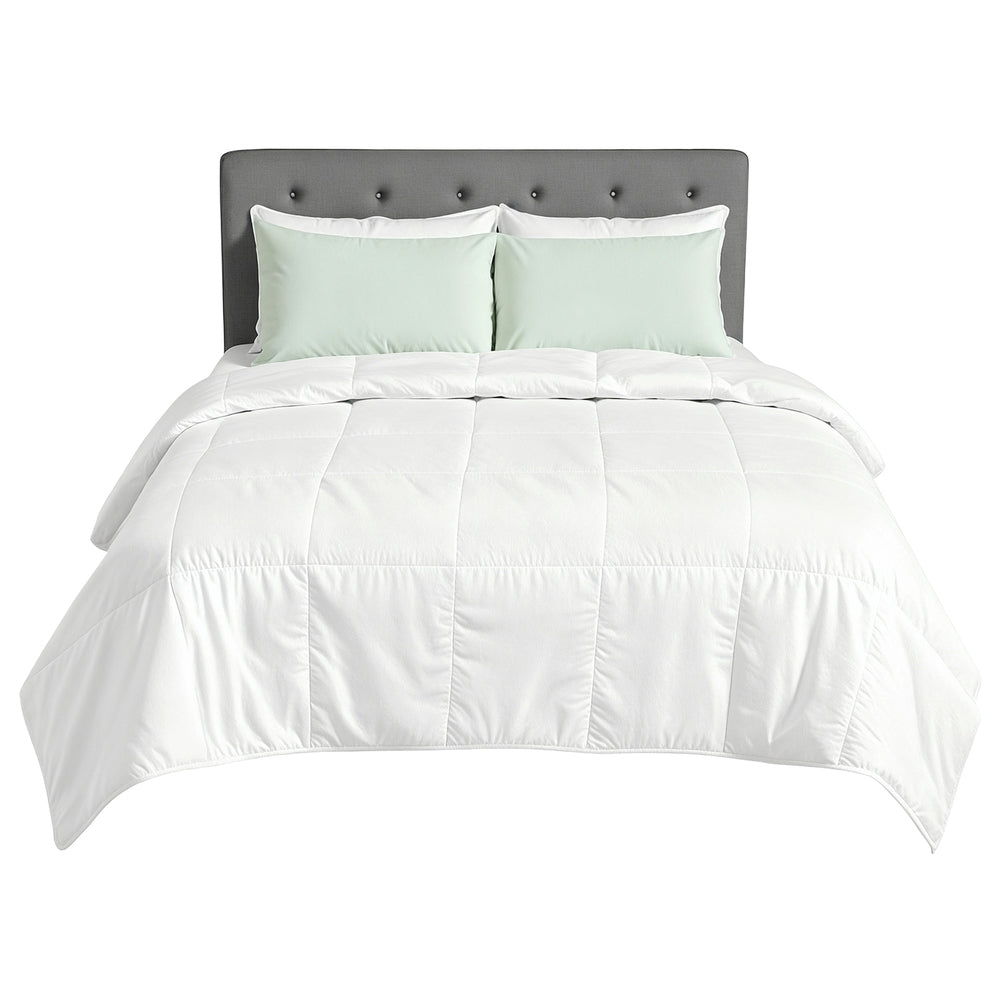 Giselle Bedding Bamboo-Blend Quilt – Double, 200 GSM