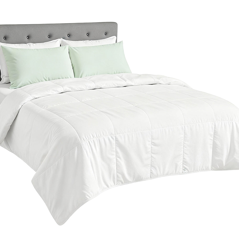 Giselle Bedding Bamboo-Blend Quilt – Queen, 200 GSM