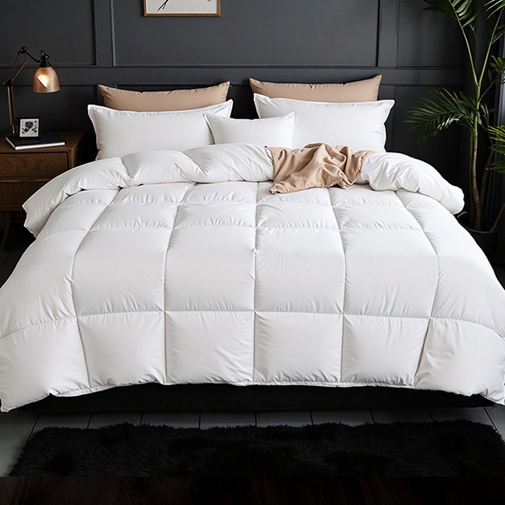 Giselle Bedding Goose Feather and Down Quilt – Single, 800 GSM