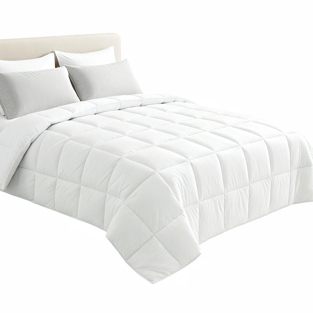 Giselle Bedding Hollow-Fibre Quilt – Super King, 400 GSM