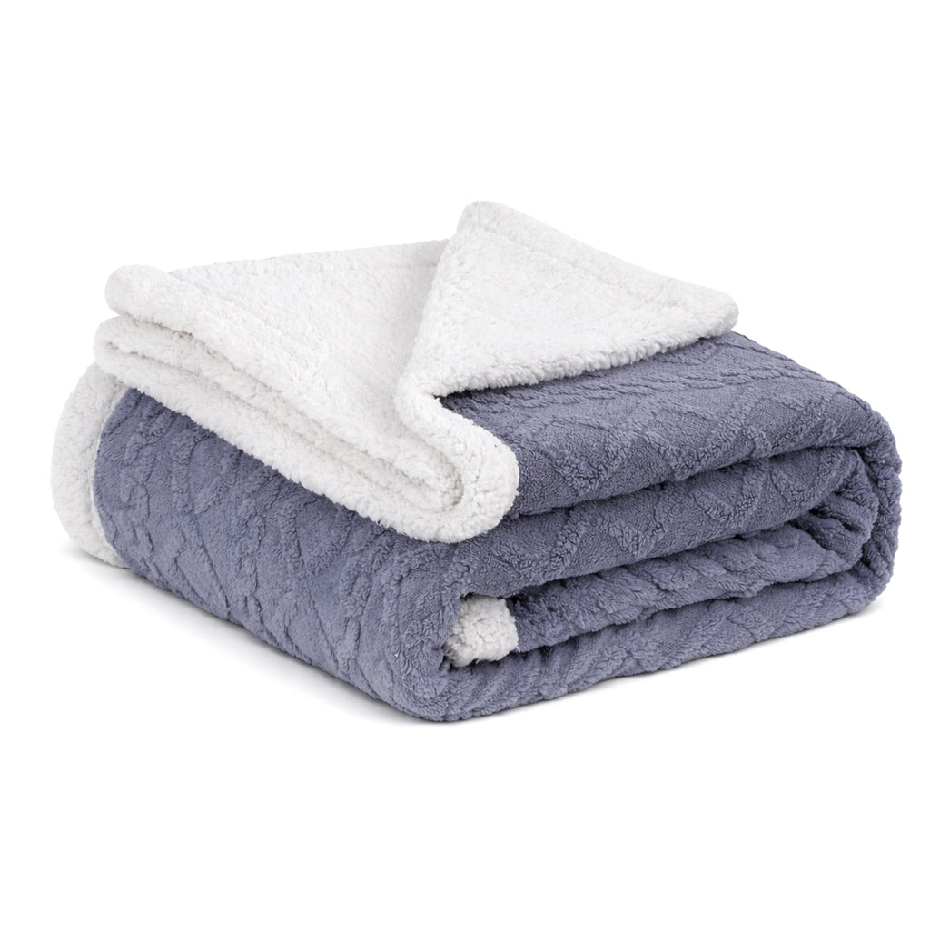 Giselle Bedding Double-Sided Cable Fleece Throw – Grey, 152 × 203 cm