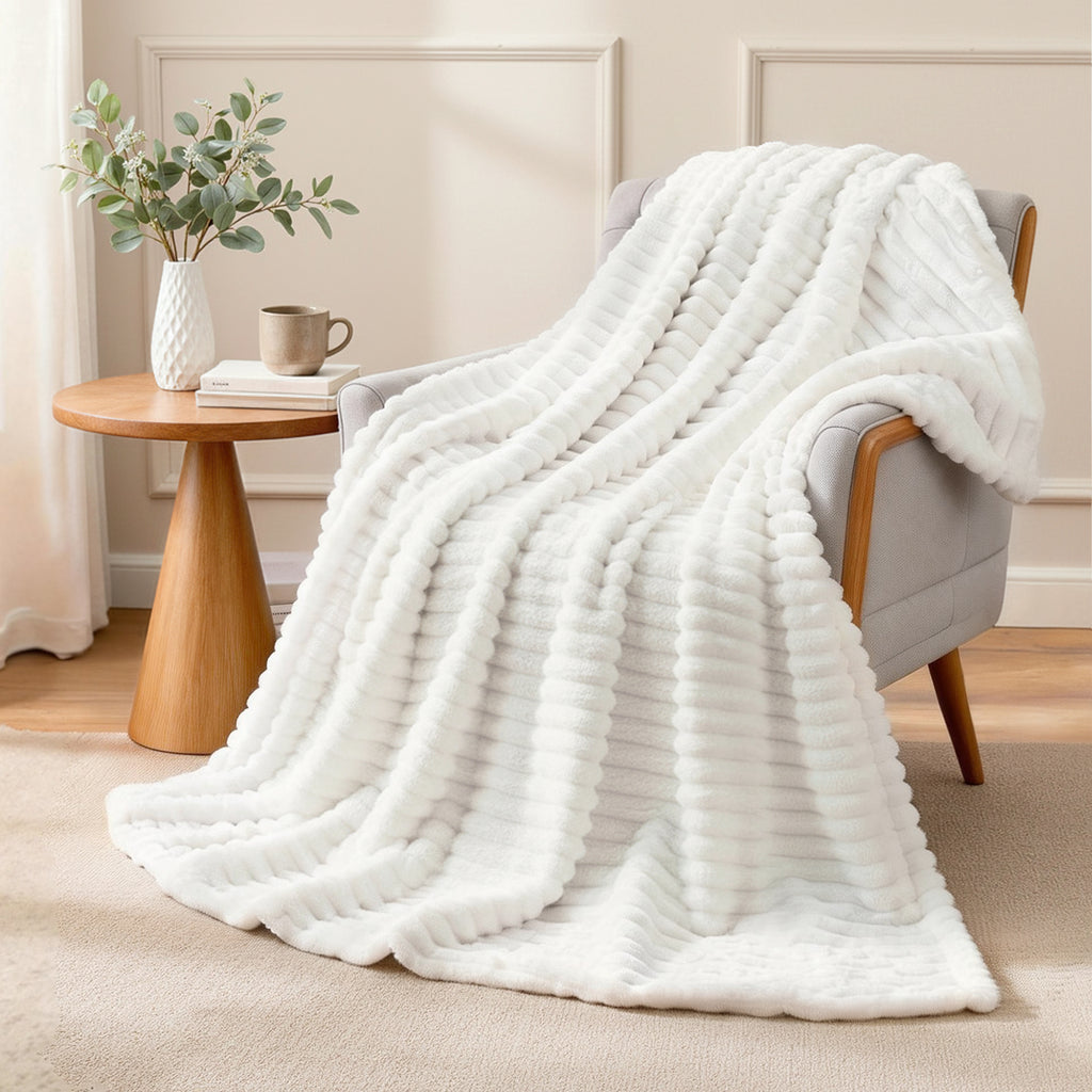 Giselle Bedding Flannel Fleece Throw – White, 203 × 230 cm