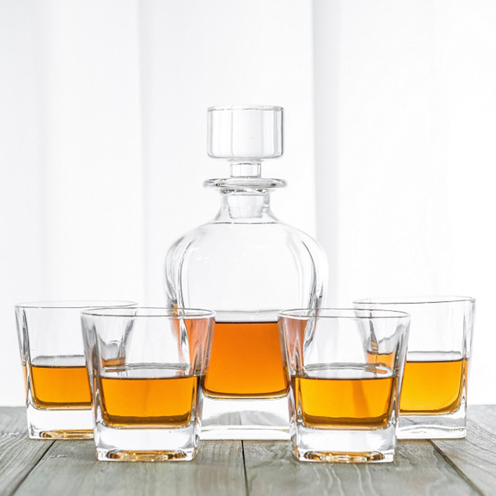 Novare Oval Whiskey Decanter & 4 Glass Set