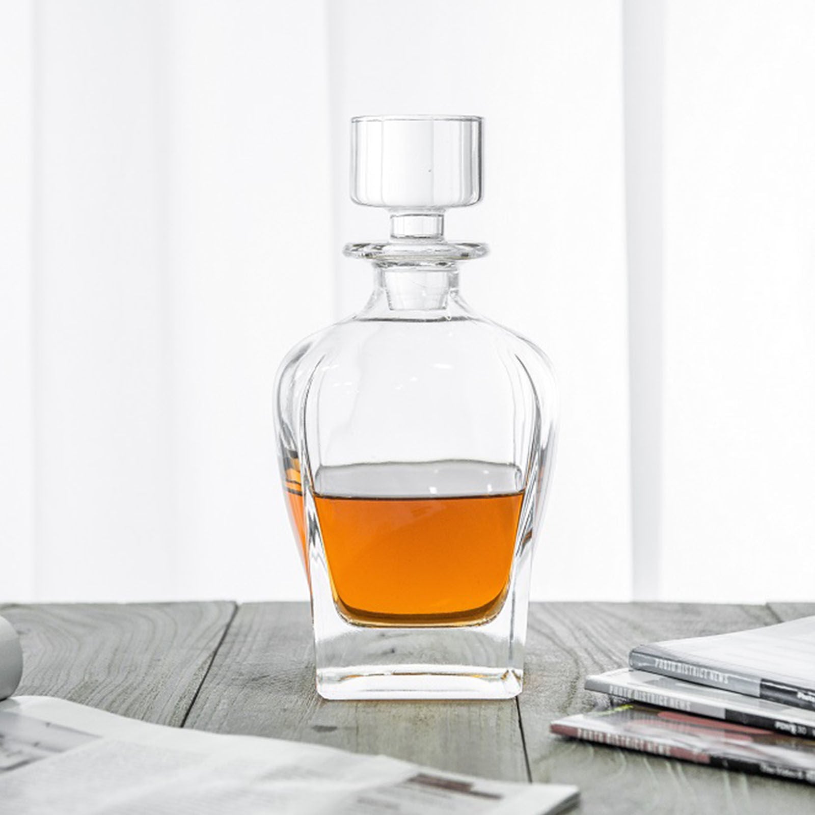 Novare Oval Whiskey Decanter & 4 Glass Set