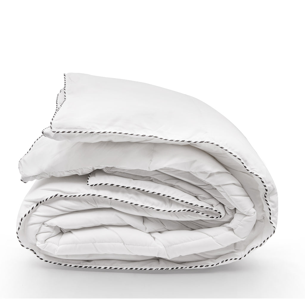 250GSM Bamboo-Blend Quilt & Hotel Pillow Set – Single