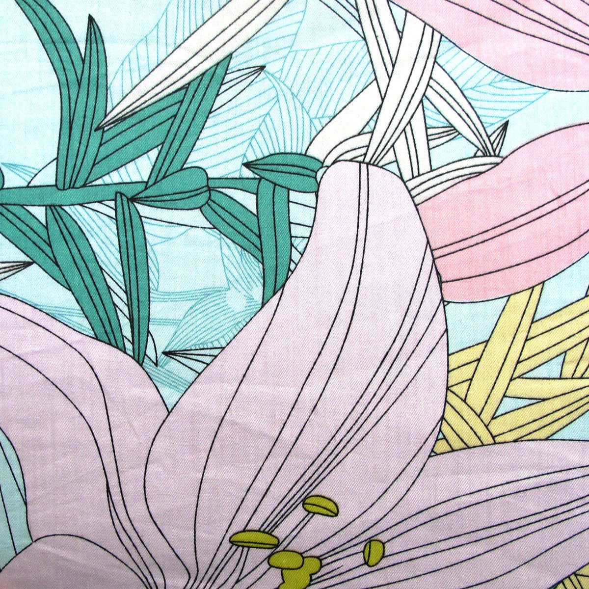 Lily Flowers Reversible Cotton Quilt Cover Set – Queen