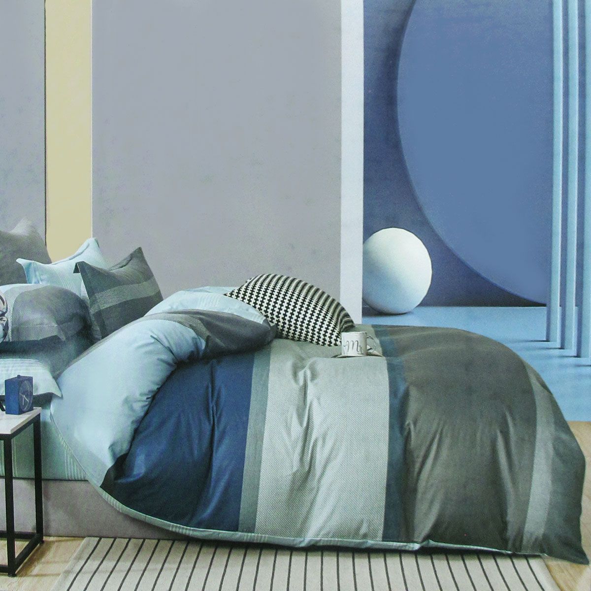 Simon Teal Reversible Cotton Quilt Cover Set – Queen