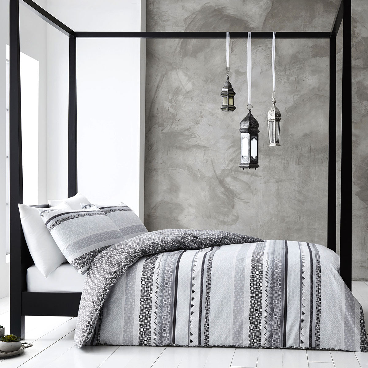 Gabrielle Tribal Quilt Cover Set – Grey, King