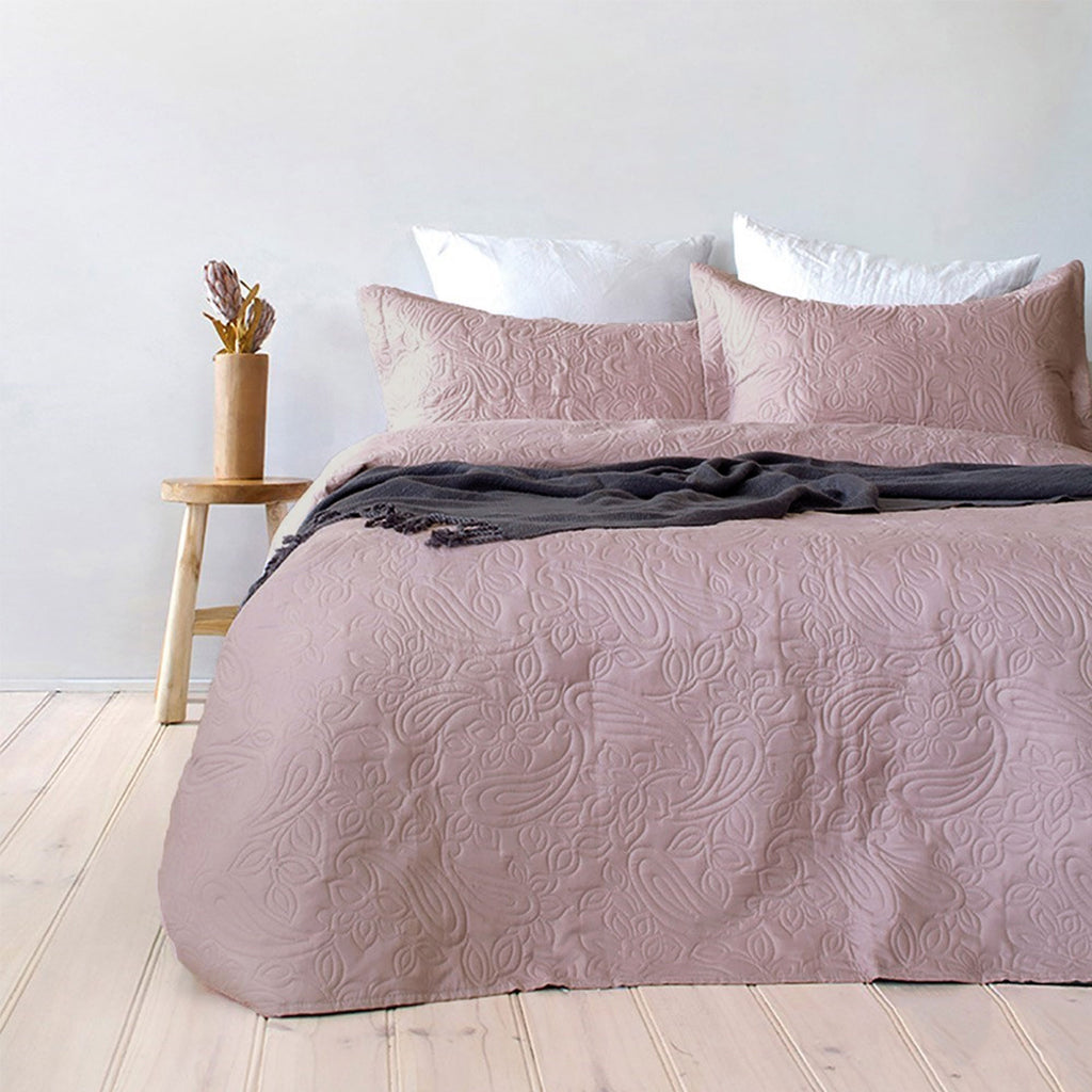Bambury Paisley Embossed Coverlet Set – Dusk, Queen/King