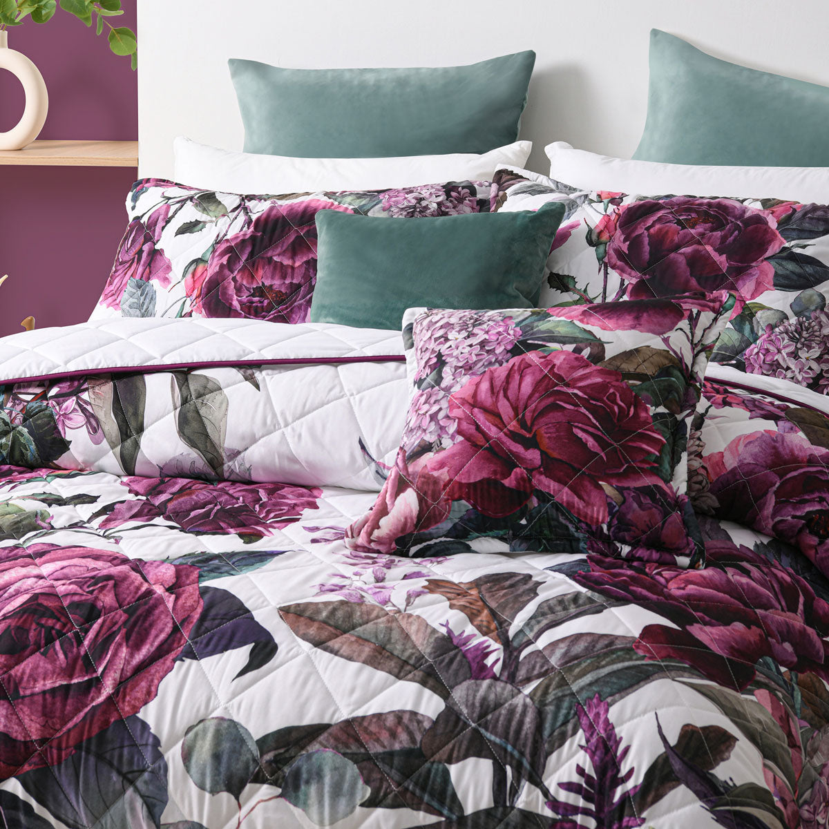 Bianca Abigail Floral Quilted Bedspread Set – Berry, King