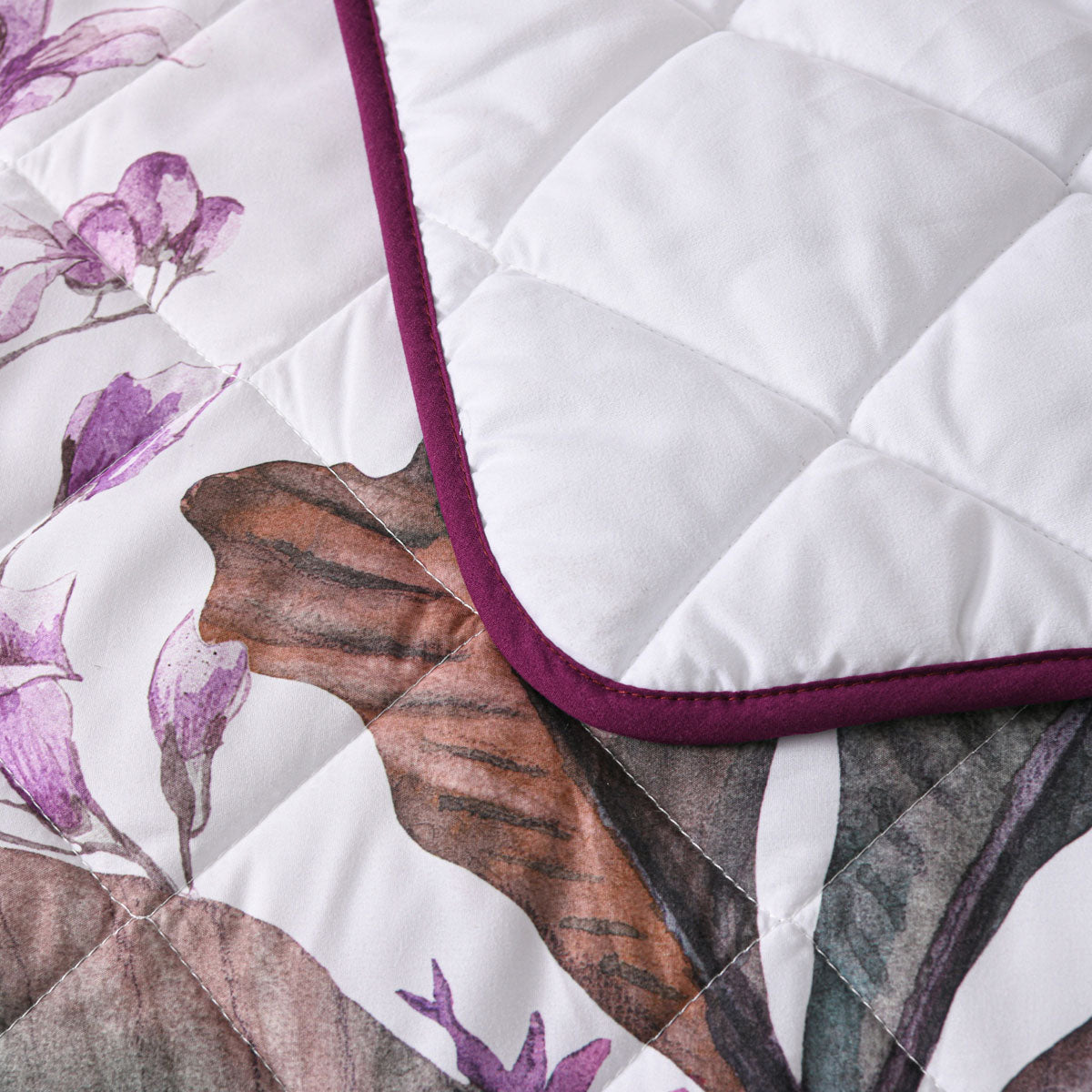 Bianca Abigail Floral Quilted Bedspread Set – Berry, King