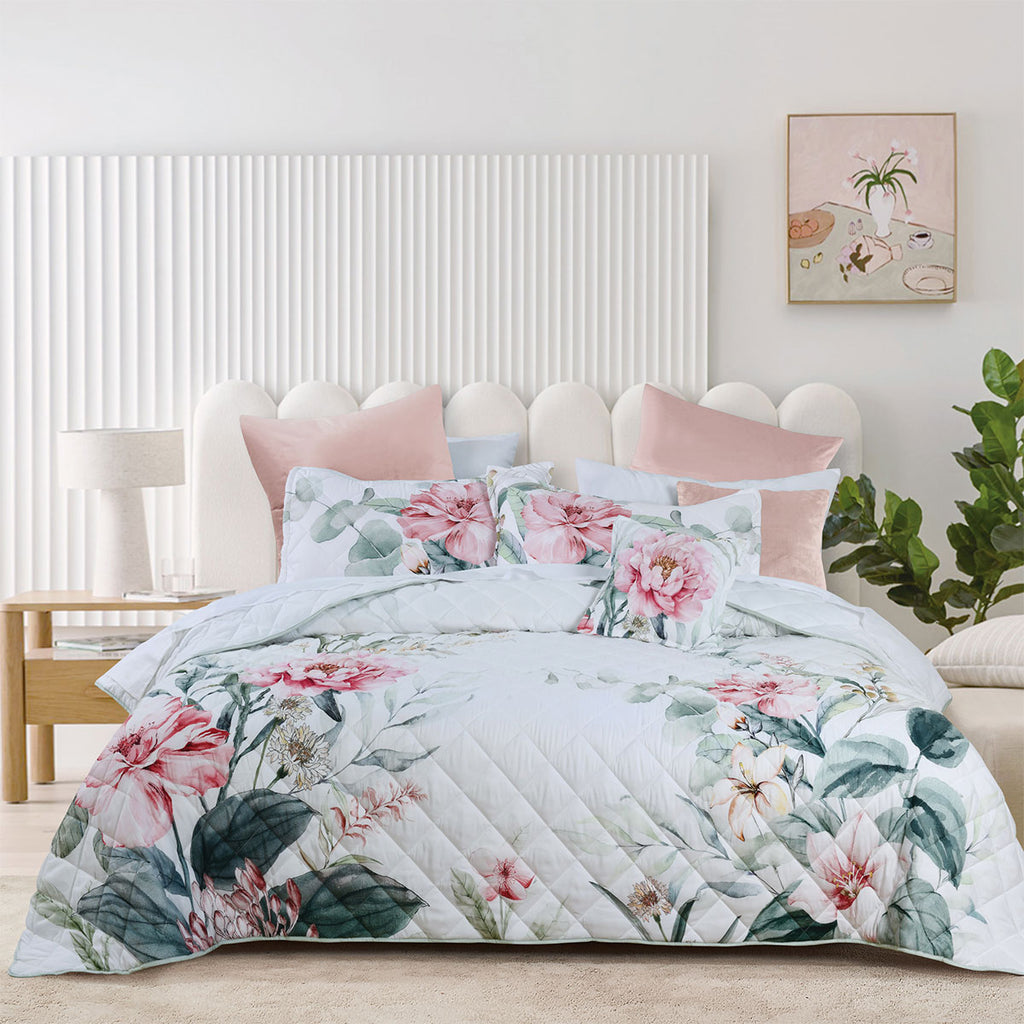 Bianca Coleraine Floral Bedspread Set – White, Queen