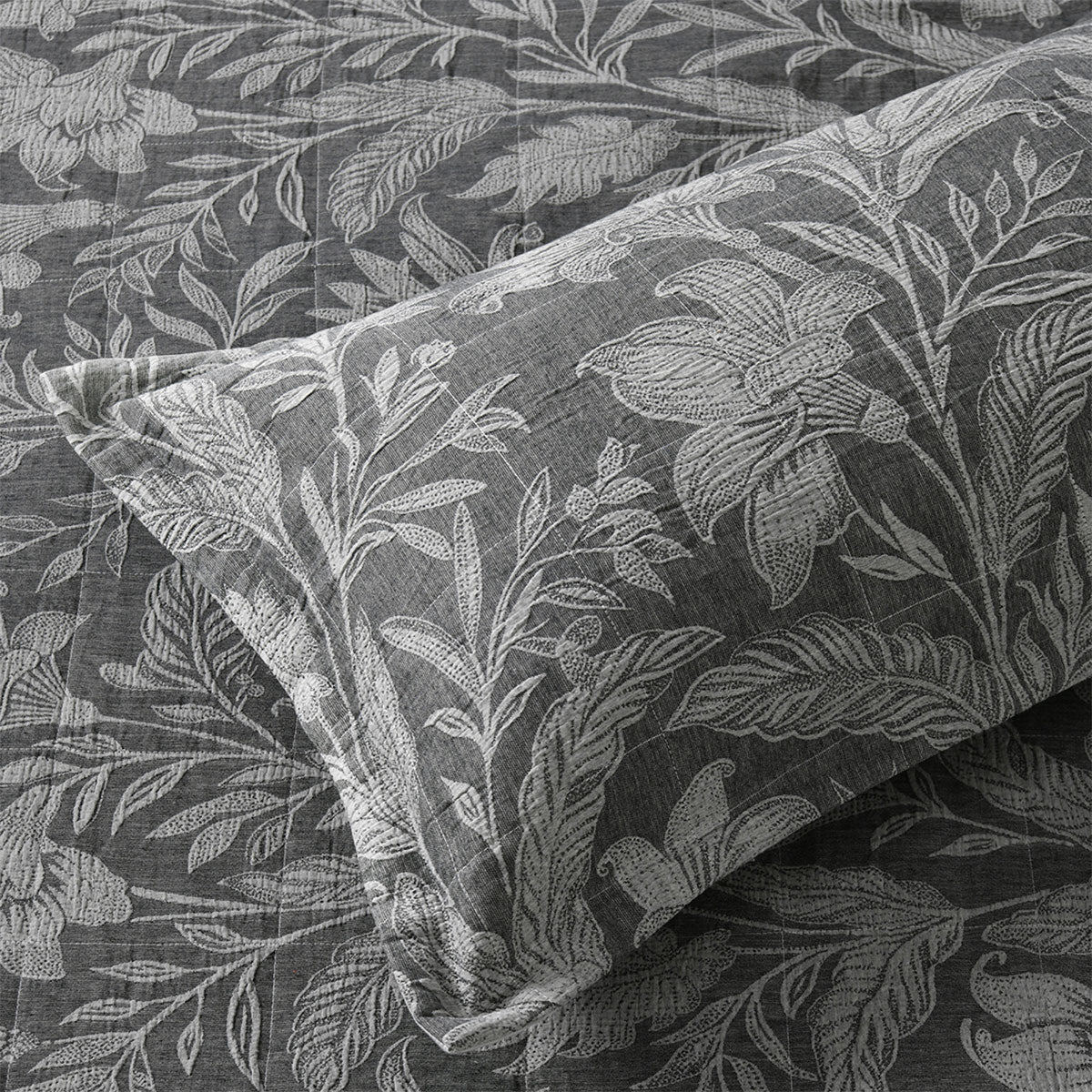 Bianca Maidstone Floral Bedspread Set – Grey, Super King
