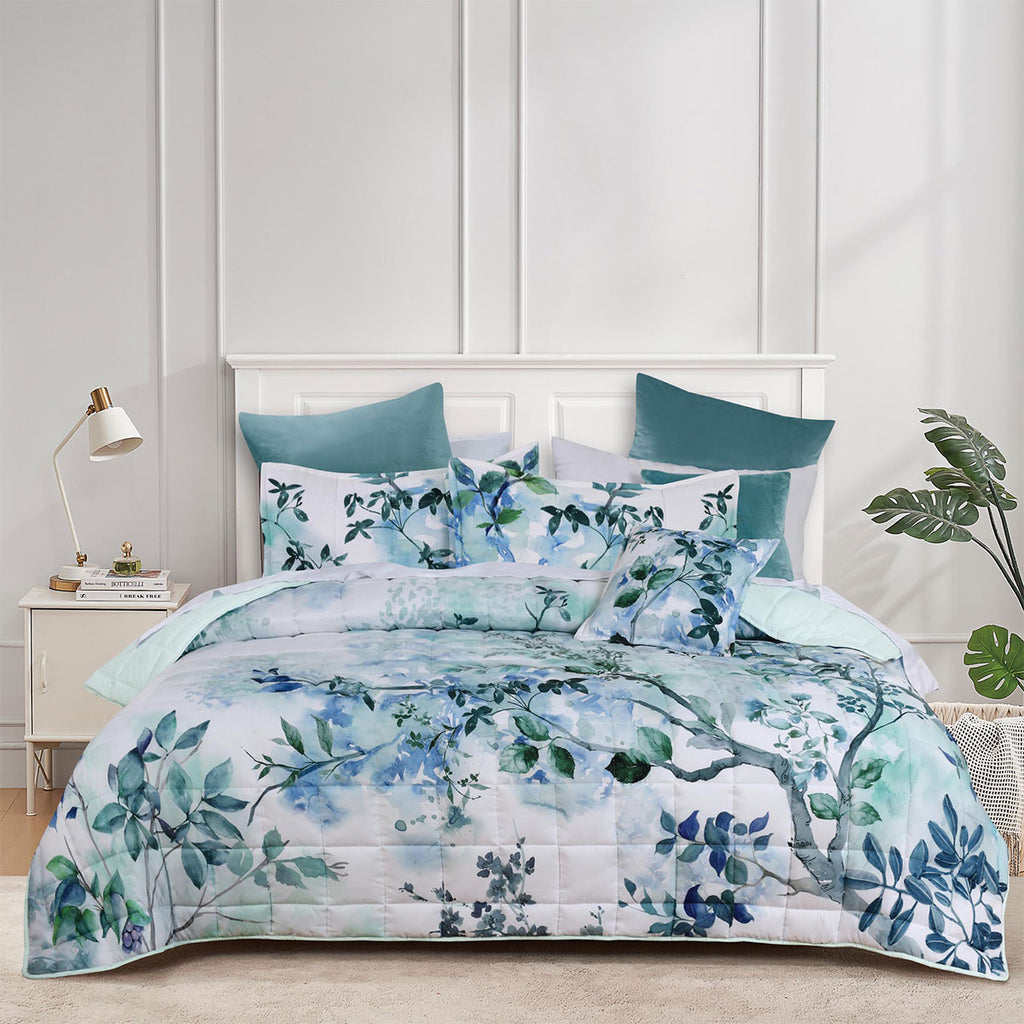 Bianca Woodbury Botanical Bedspread Set – White, Double