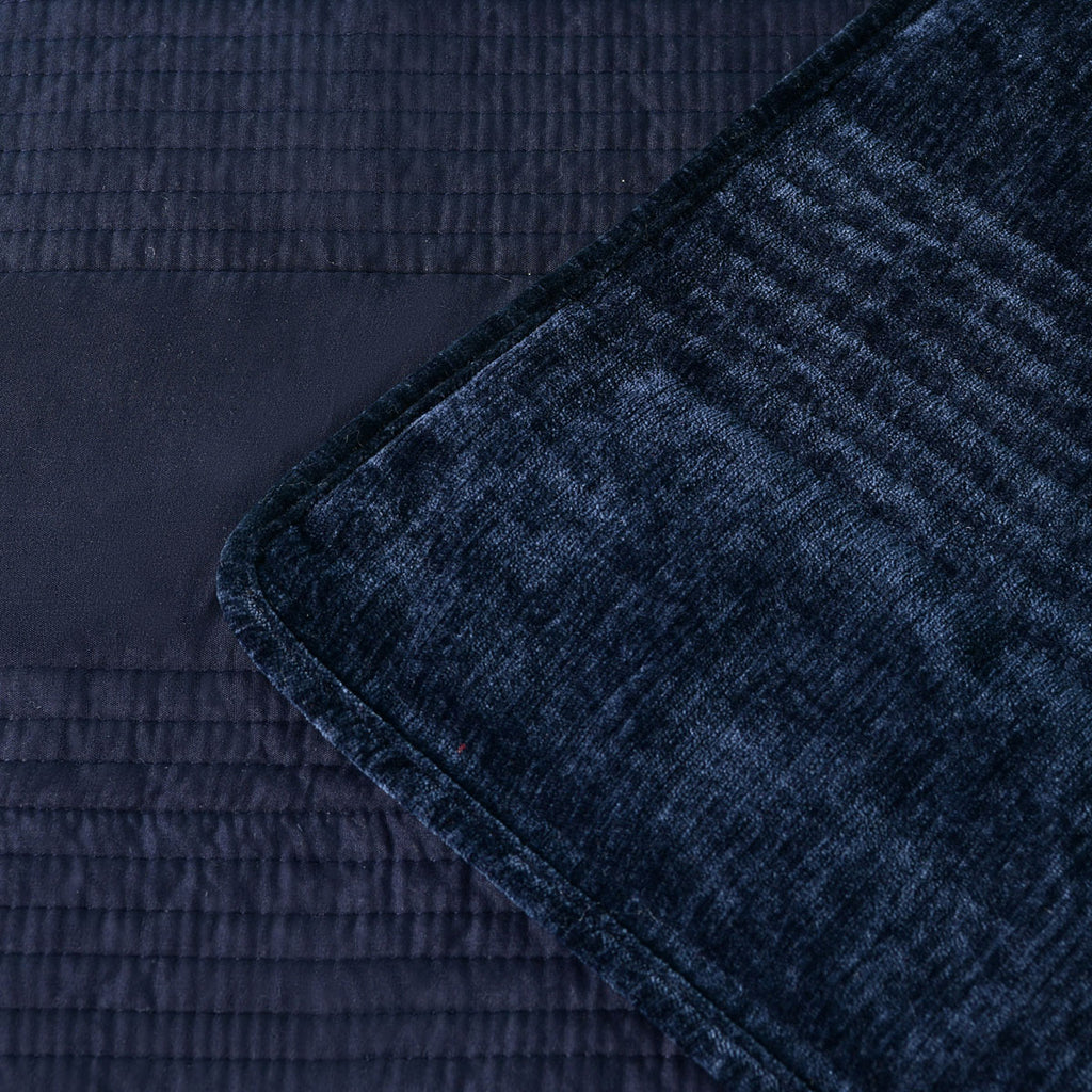 Bianca Cyrano Velvet Quilted Coverlet Set – Indigo, Queen/King