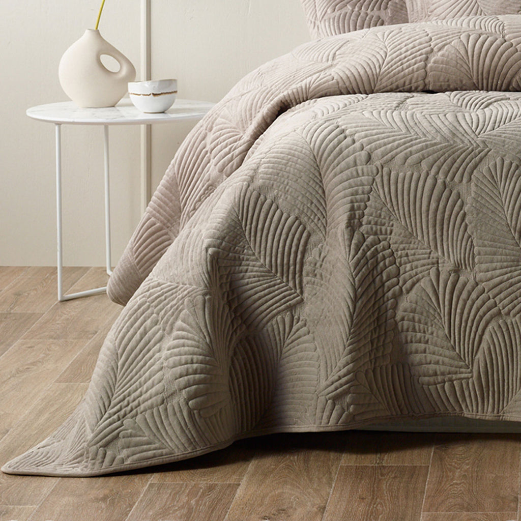 Bianca Kairo Velvet Leaf Coverlet Set – Taupe, Queen/King