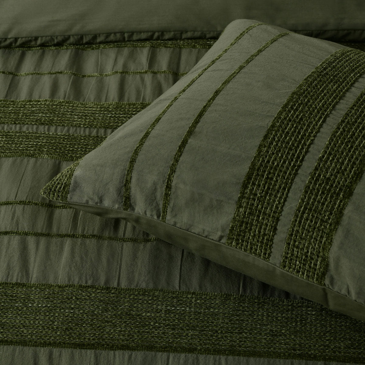 Bianca Avery Queen Quilt Cover Set – Forest green