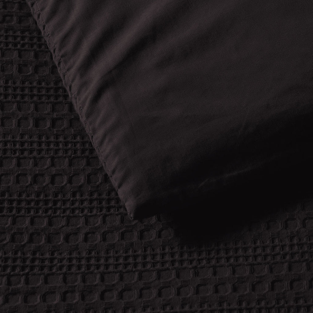 Bianca Kahlani Waffle Quilt Cover Set – Chocolate, Queen