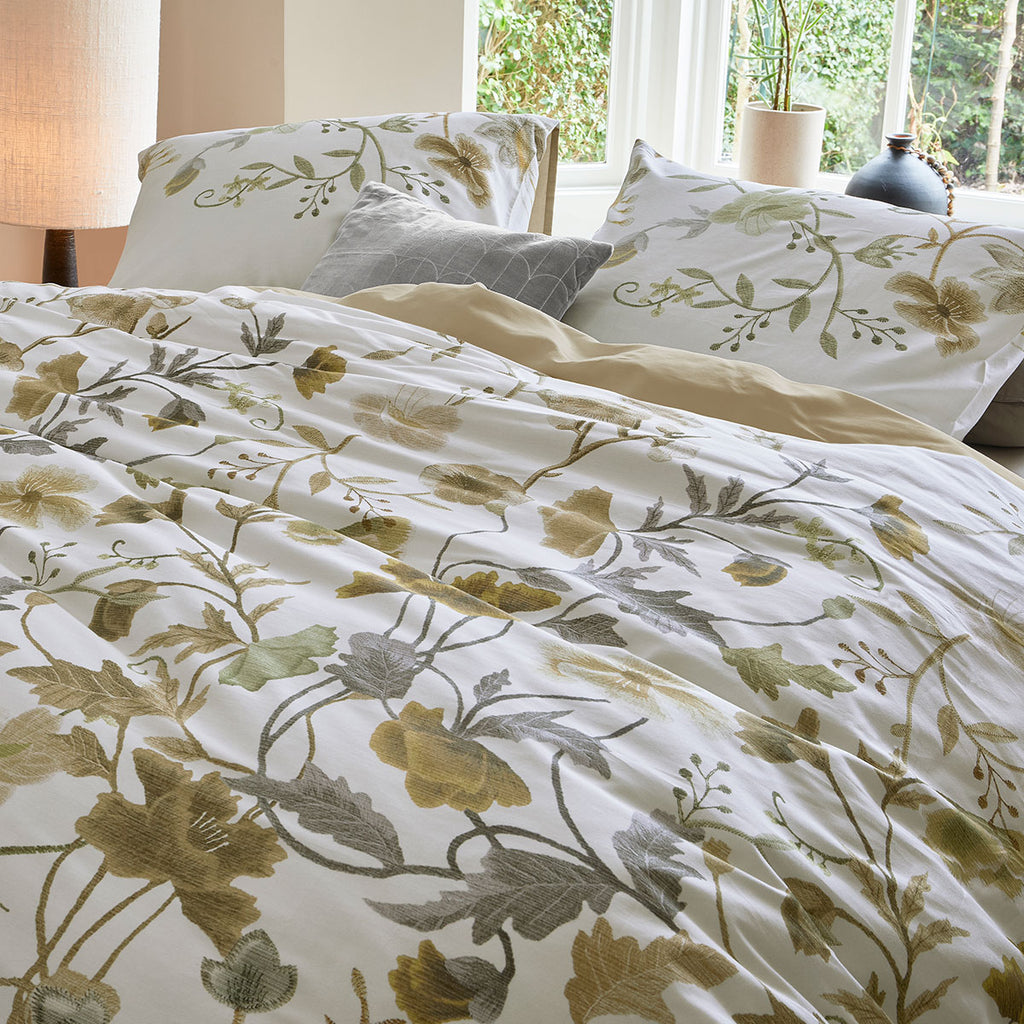 Bedding House Elizabeth Queen Quilt Cover Set – White