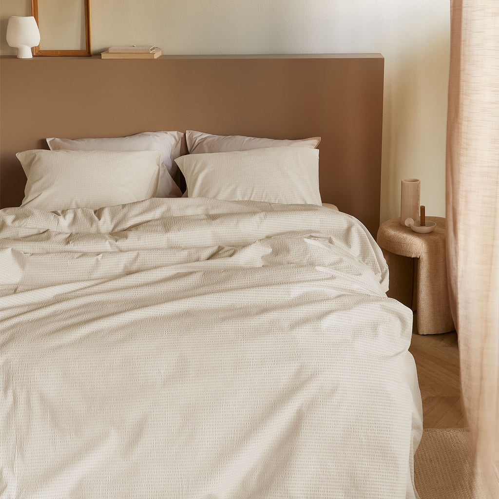 Bedding House Summer Seersucker King Quilt Cover Set – Sand