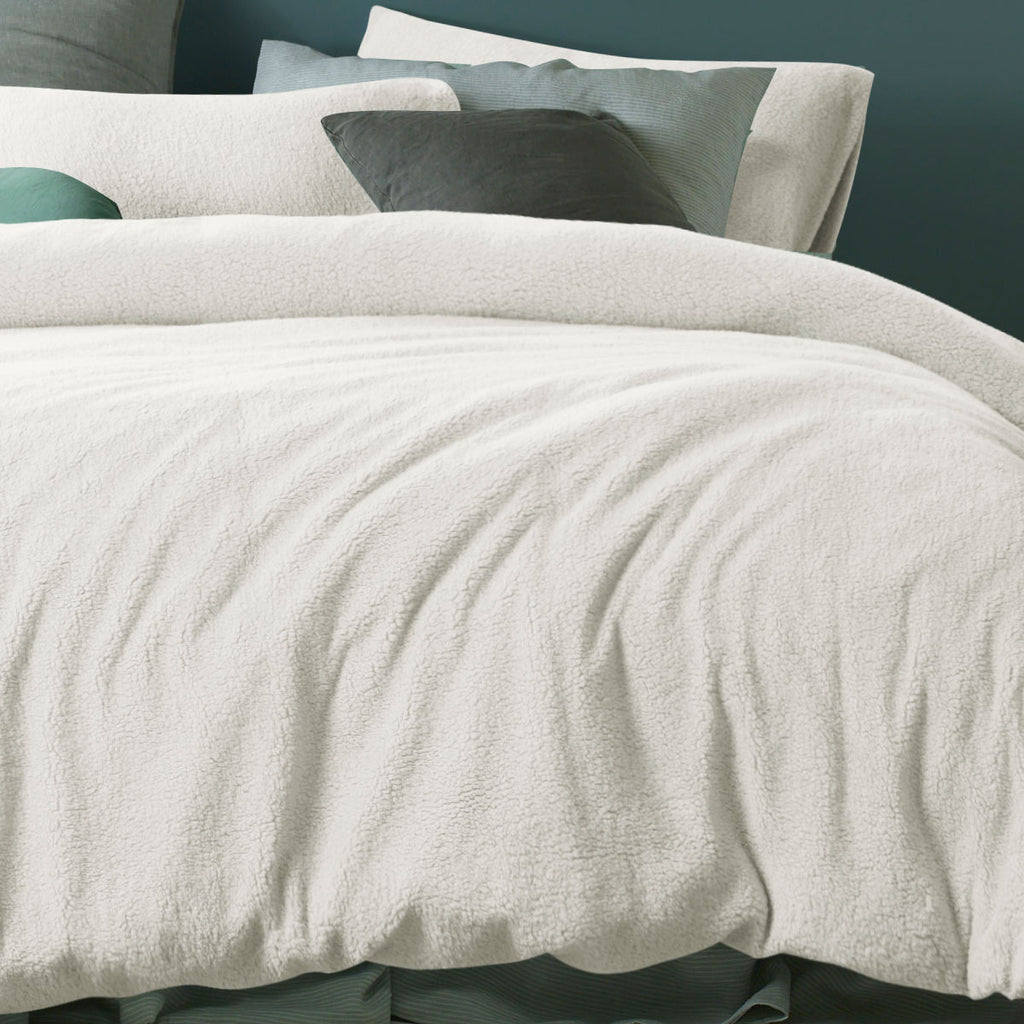 Accessorize Teddy Plush Polyester Quilt Cover Set – White, Double