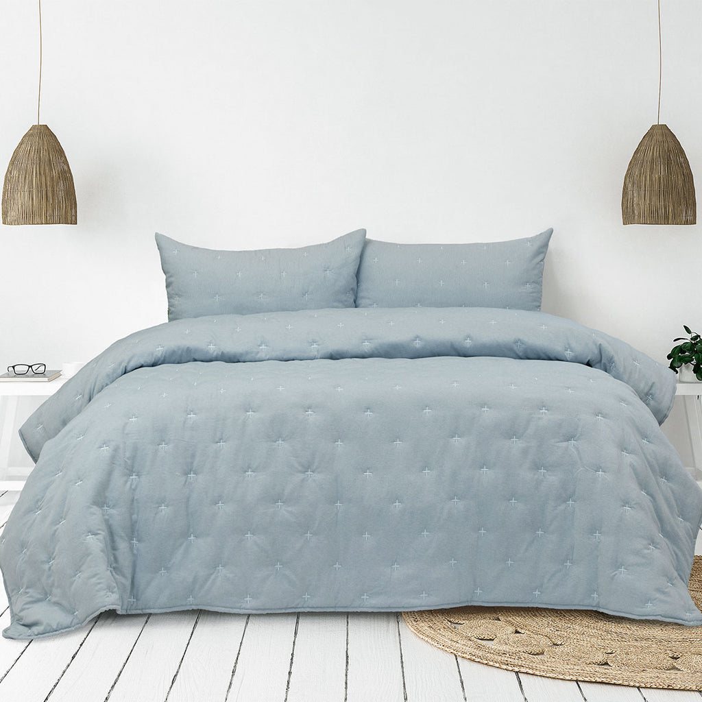 Ardor Saladin Embroidered Microfibre Comforter Set – Chambray, Queen/King