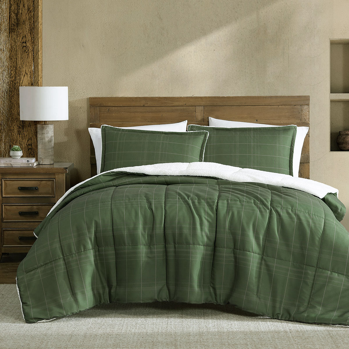 Ardor Cammy Sherpa-Reverse Polyester Comforter Set – Queen/King, 3 Piece