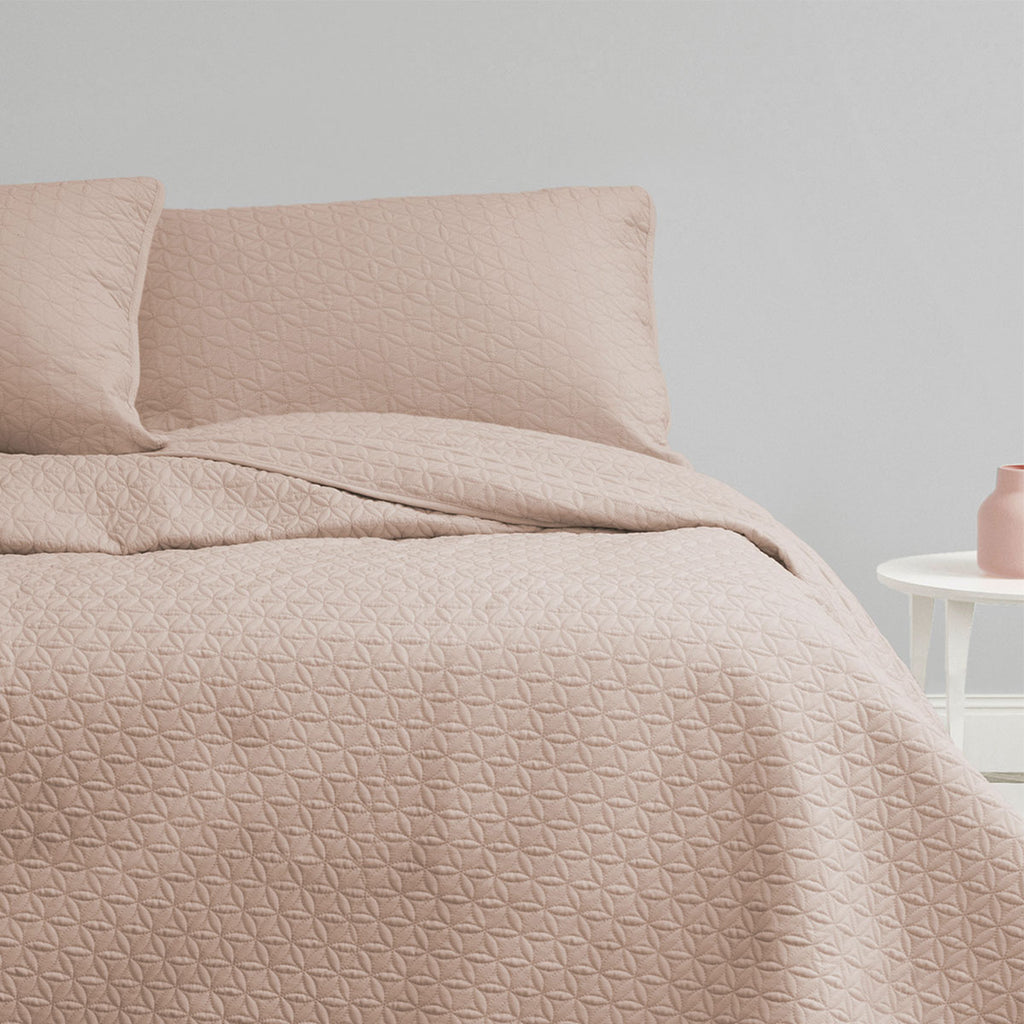 Ardor Chloe Quilted Microfiber Coverlet Set – Powder Pink, Queen/King