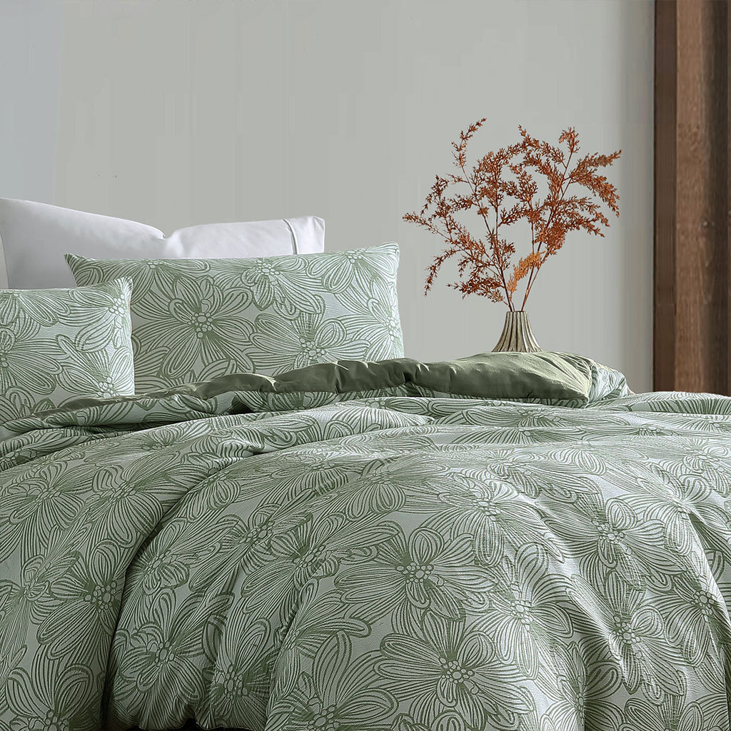 Ardor Avena Floral Jacquard Quilt Cover Set – Green and White, King