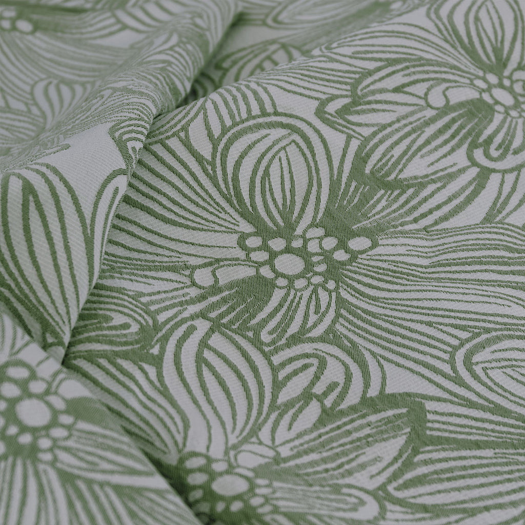 Ardor Avena Floral Jacquard Quilt Cover Set – Green and White, Queen