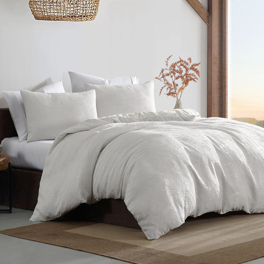 Ardor Avena Floral Jacquard Quilt Cover Set – White, King