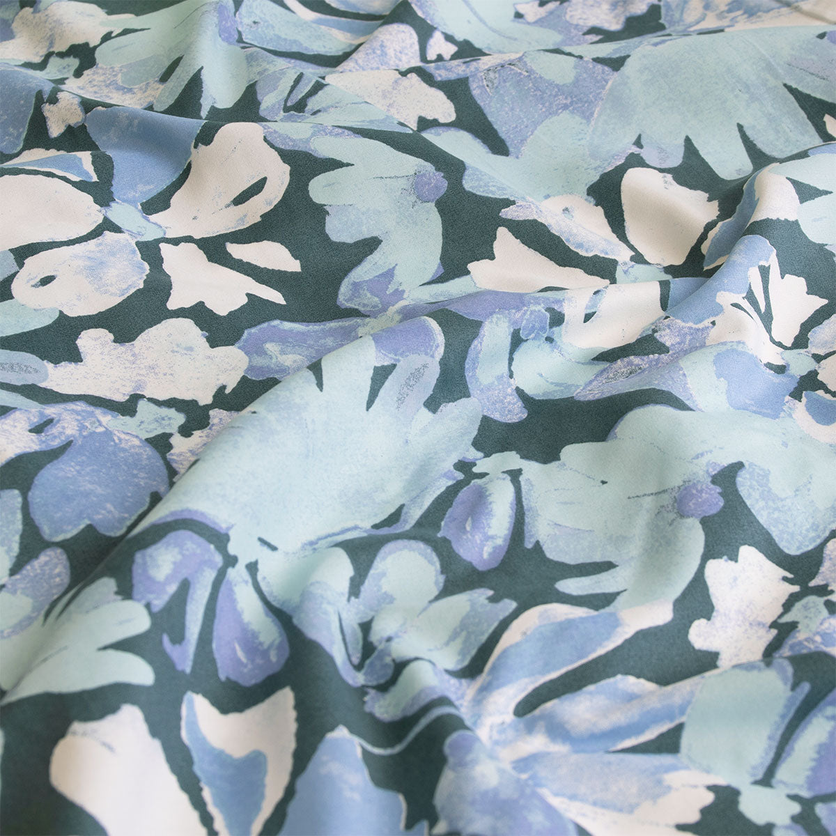 Ardor Eadie Layered Floral-Printed Quilt Cover Set – Teal, White and Blue, King