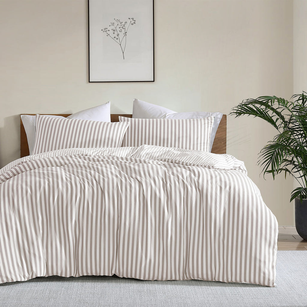 Ardor Frankie Reversible Yarn-Dyed Stripe Quilt Cover Set – Natural and White, Queen