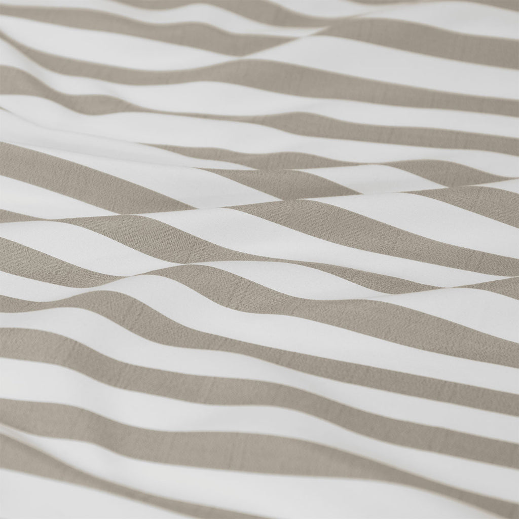Ardor Frankie Reversible Yarn-Dyed Stripe Quilt Cover Set – Natural and White, Queen