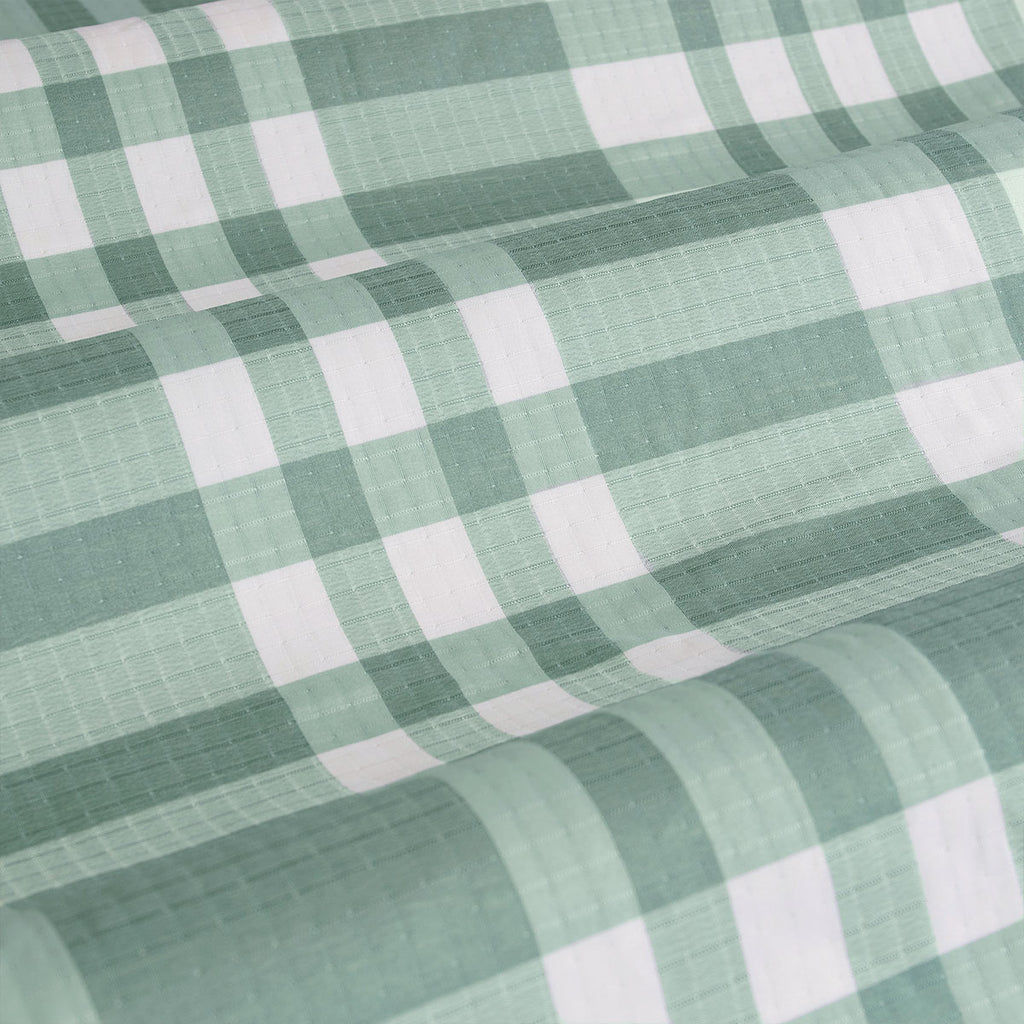 Ardor Ronan Plaid Jacquard Quilt Cover Set – Green and White, King