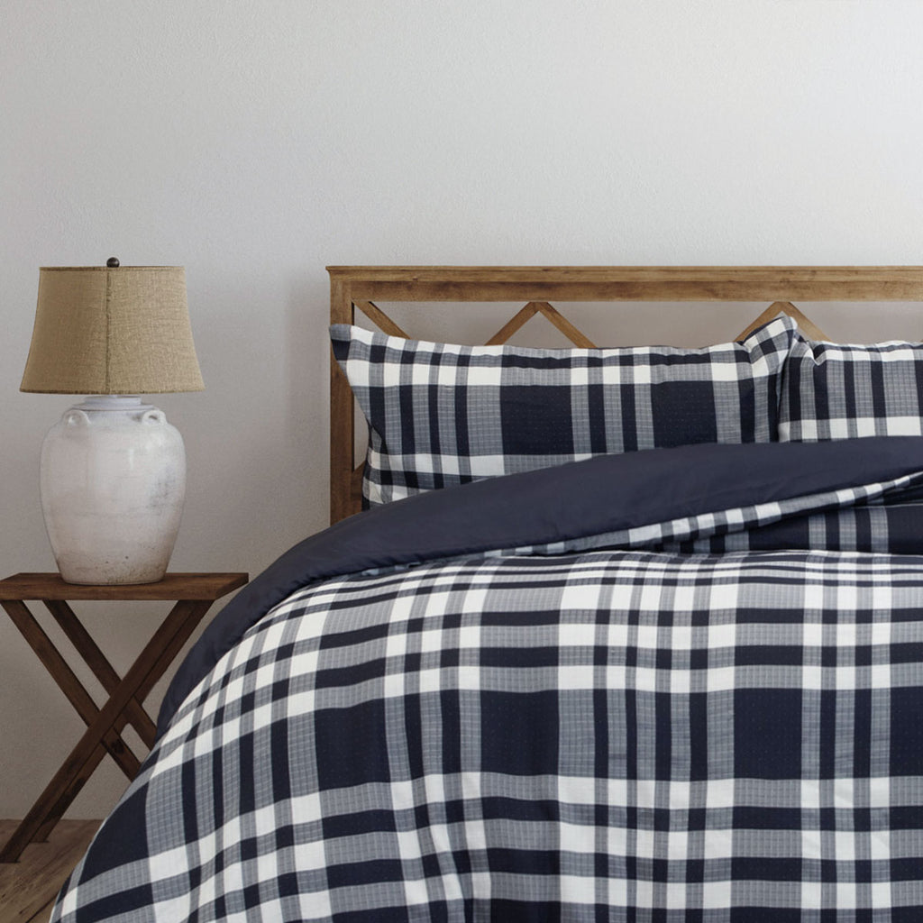Ardor Ronan Plaid Jacquard Quilt Cover Set – Navy and White, King