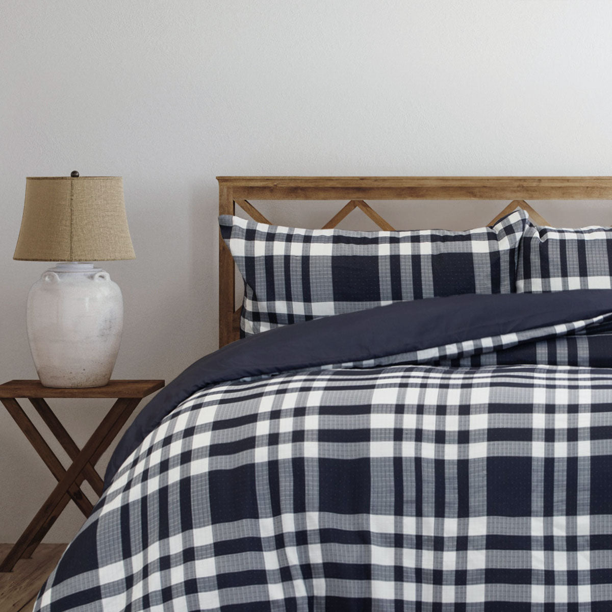 Ardor Ronan Plaid Jacquard Quilt Cover Set – Navy and White, King