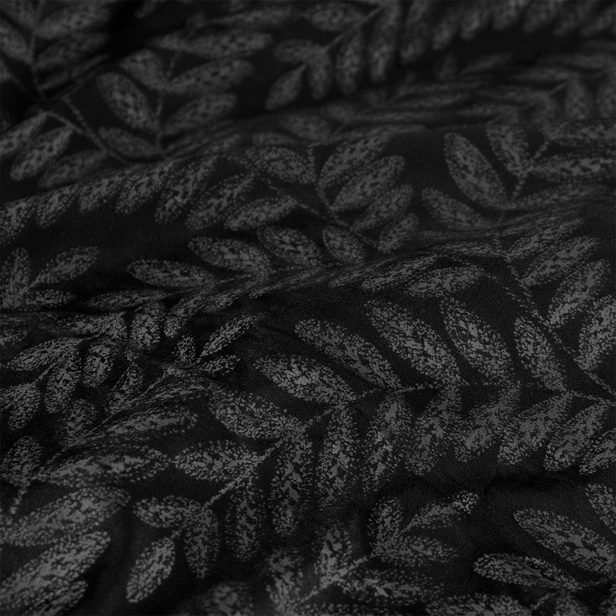 Ardor Rui Embossed Velvet-Style Vine Quilt Cover Set – Black and Charcoal, Queen