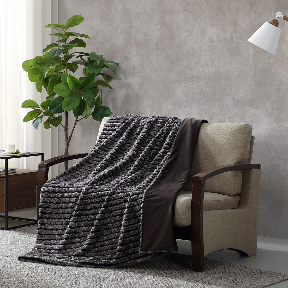 Ardor Cole Striped Faux-Fur Polyester Throw – Ash, 130 × 170 cm