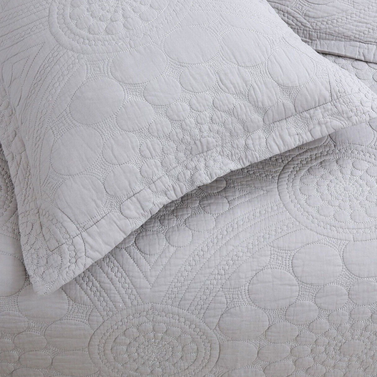 Unity Cotton Quilted Coverlet Set – Silver, Queen