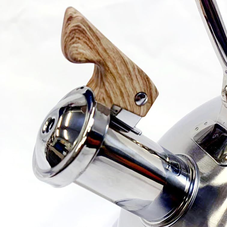 2.8L Stainless Steel Whistling Kettle with Foldable Handle