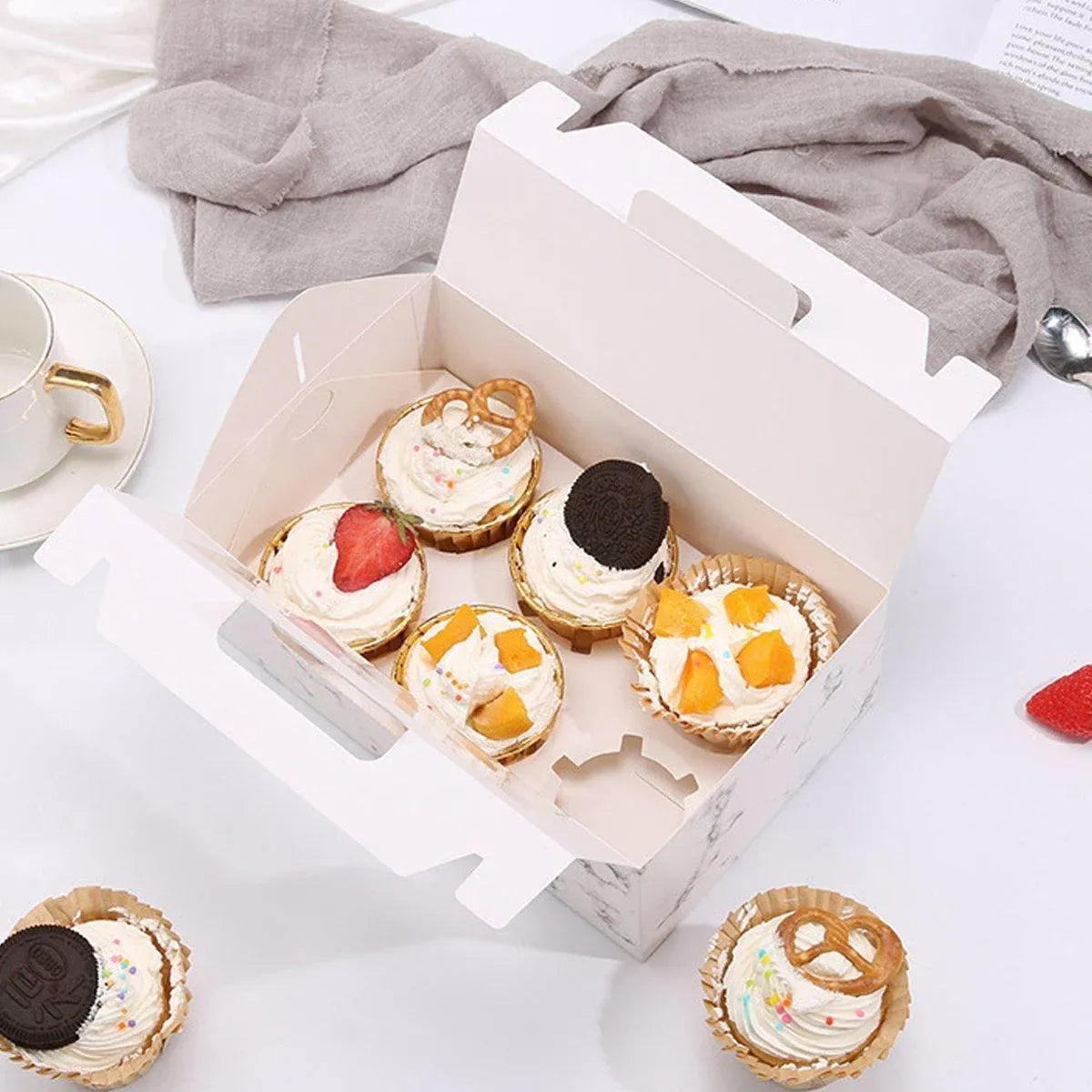 25-Pack 4-Cup Cupcake Boxes – Marble