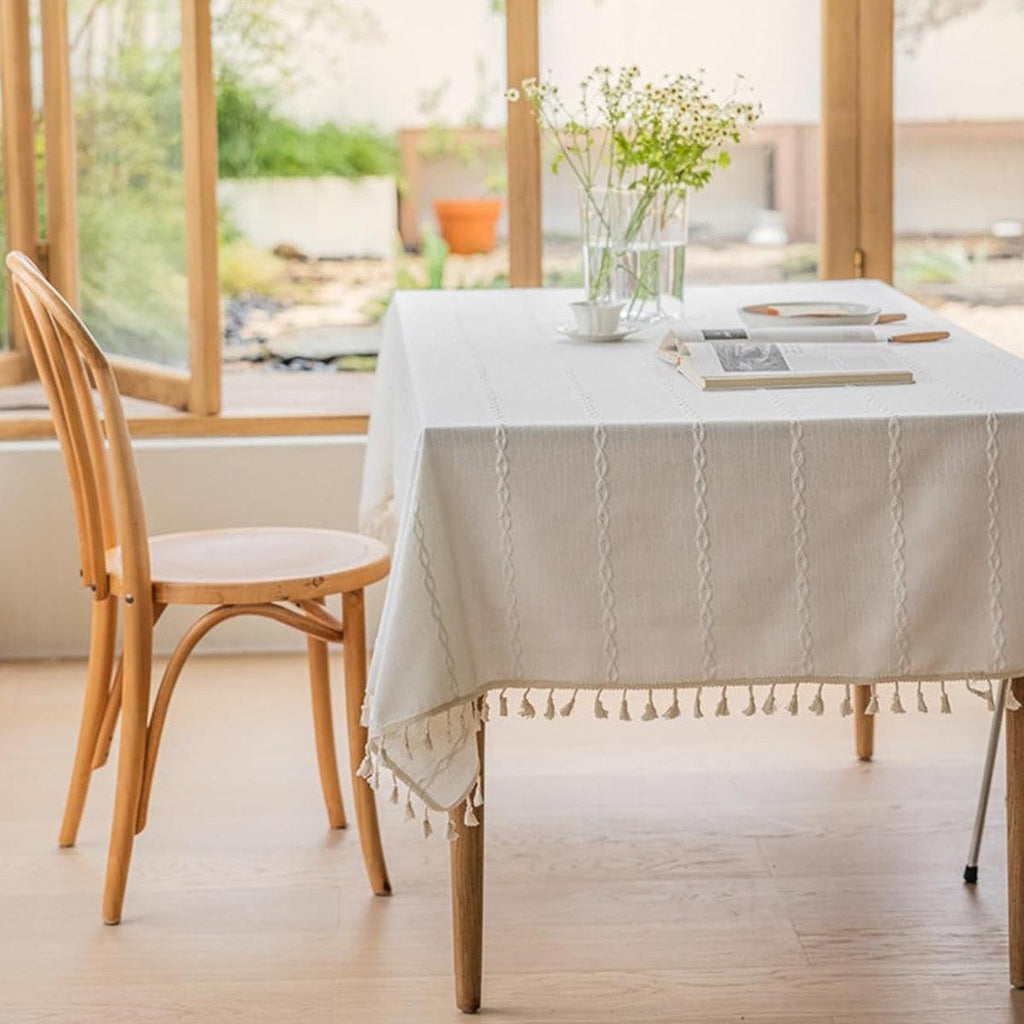 Tassel-Edge Rectangular Tablecloth – 140 × 220cm