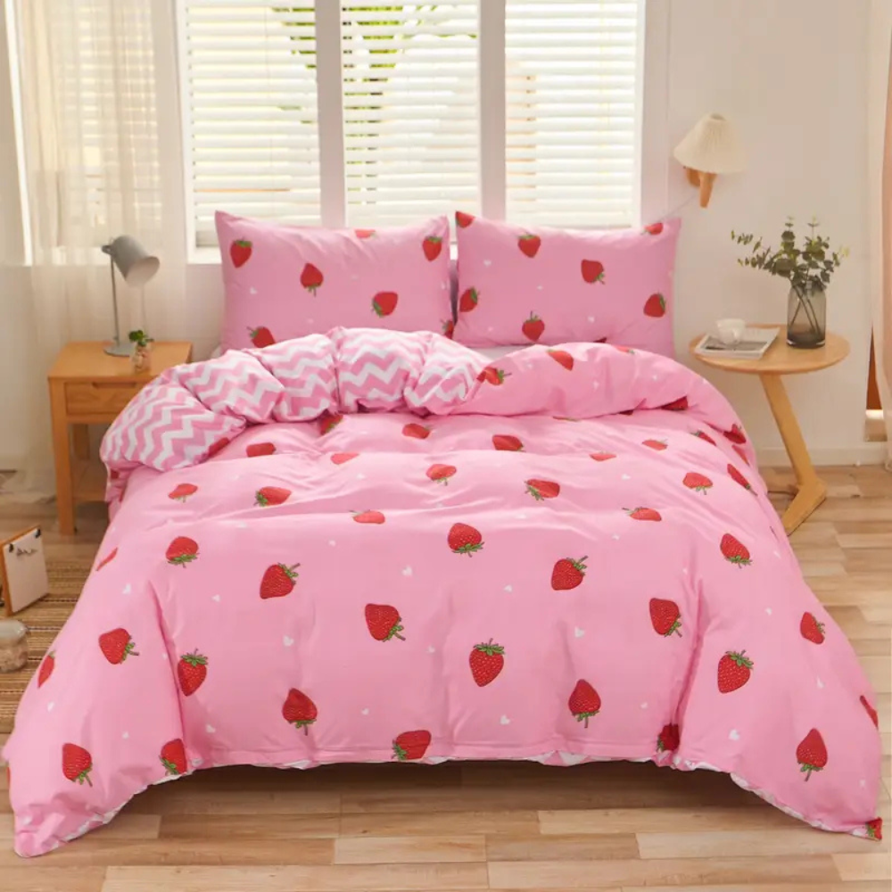 Dreamfields Strawberry Dream Quilt Cover Set – King Single, 2-Piece