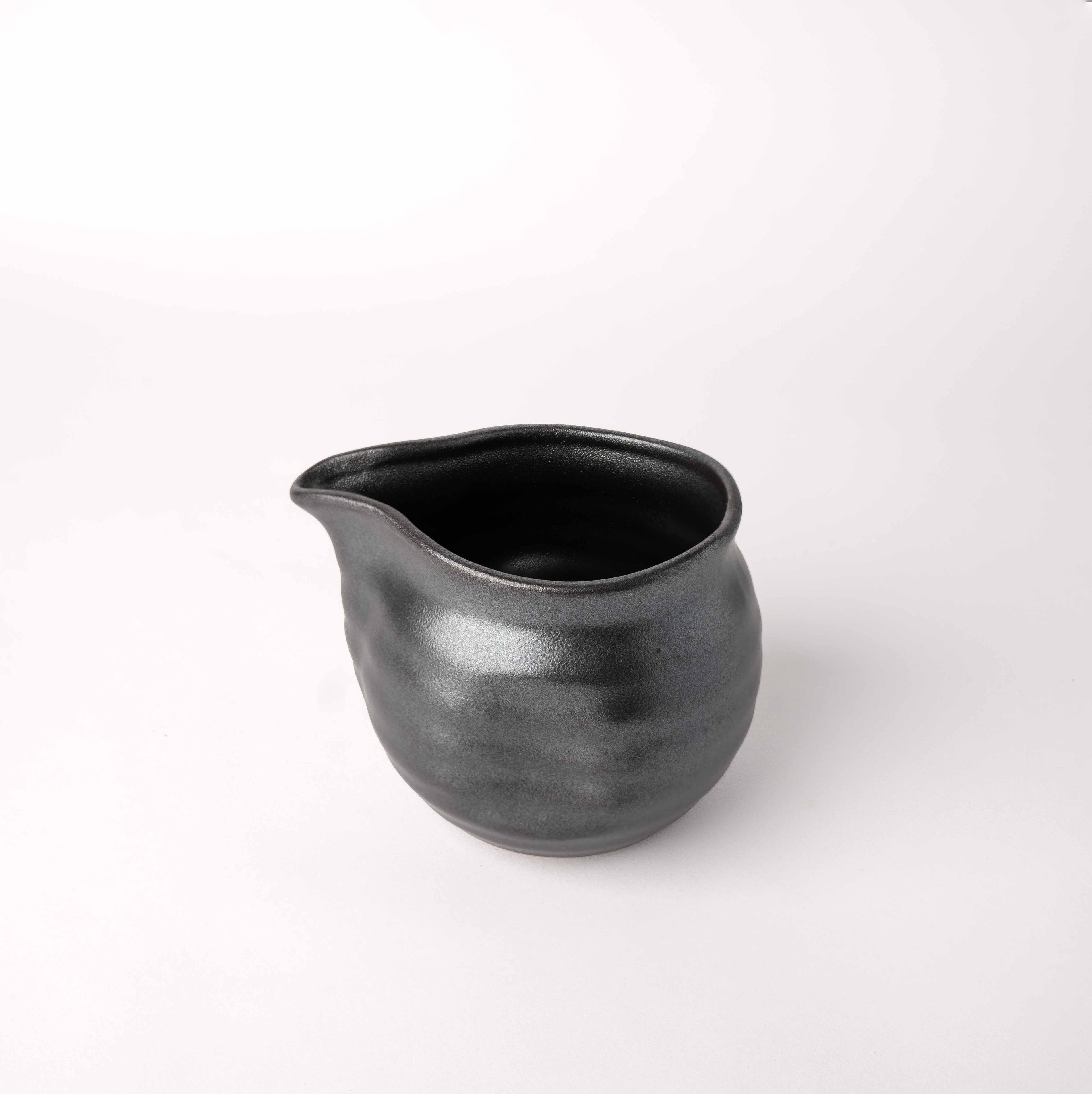 Pourer 410ml Metallic Black