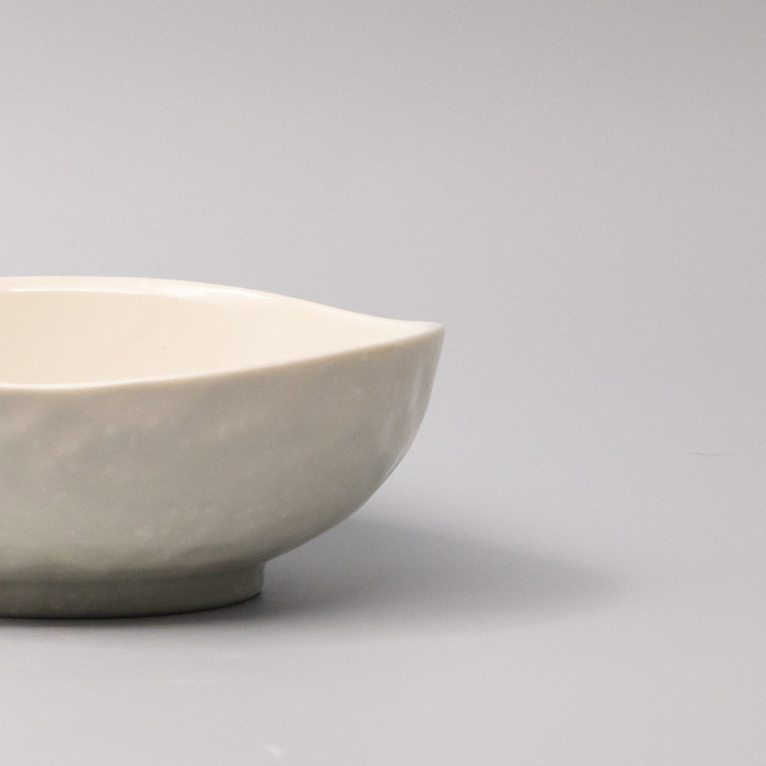 Kanso Soft White Organic Bowl – 17cm