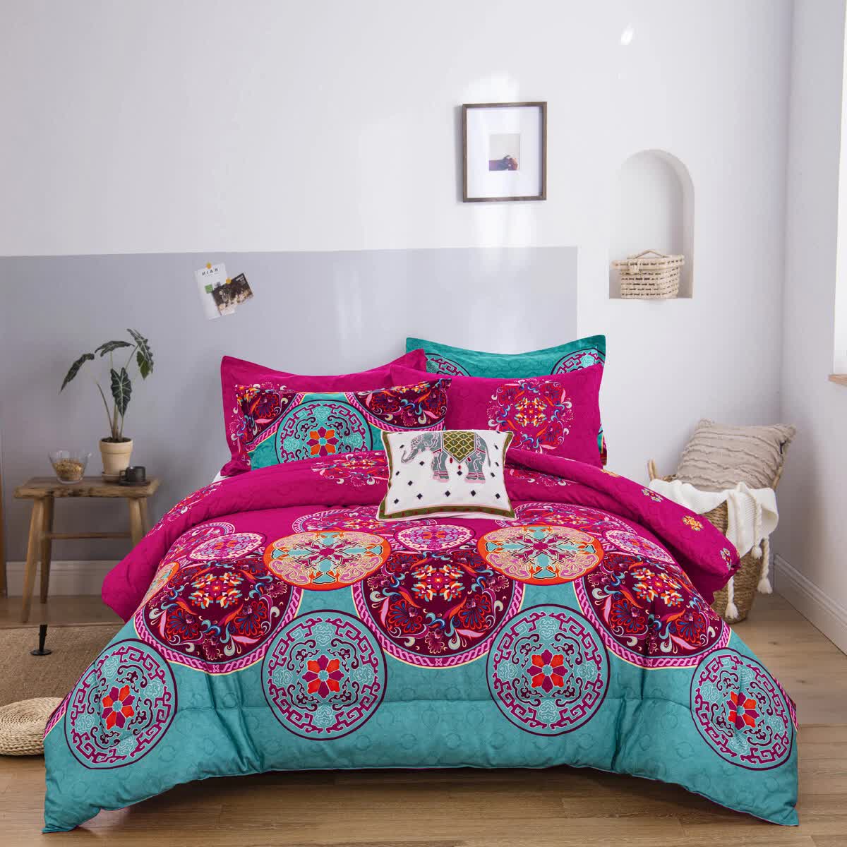 Aesthetic Glow Floral Microfiber Comforter Set – King, 3 Piece