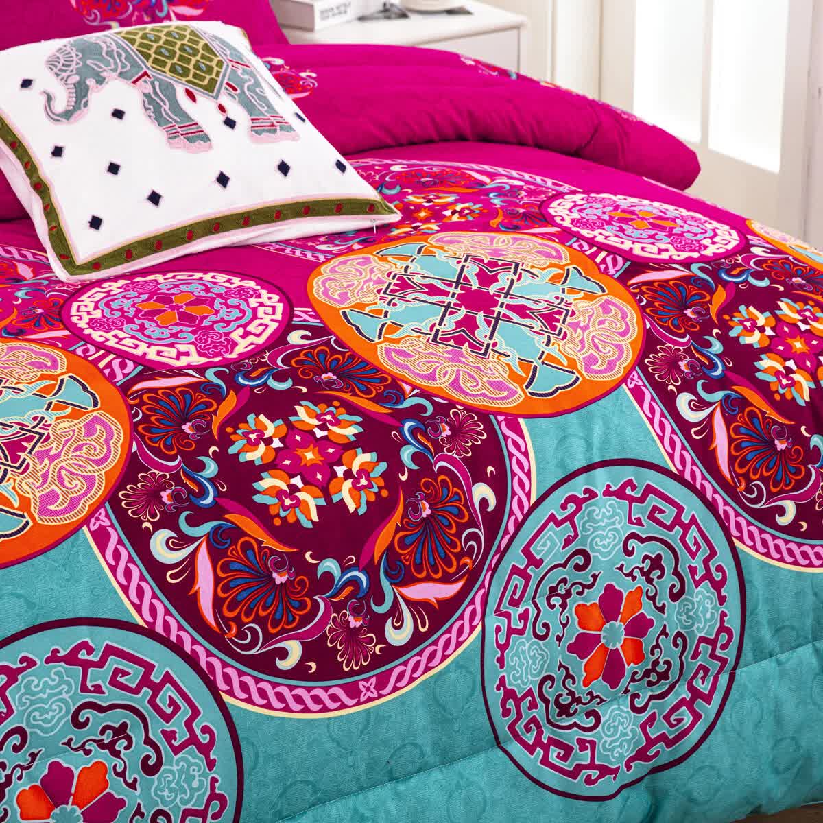 Aesthetic Glow Floral Microfiber Comforter Set – King, 3 Piece