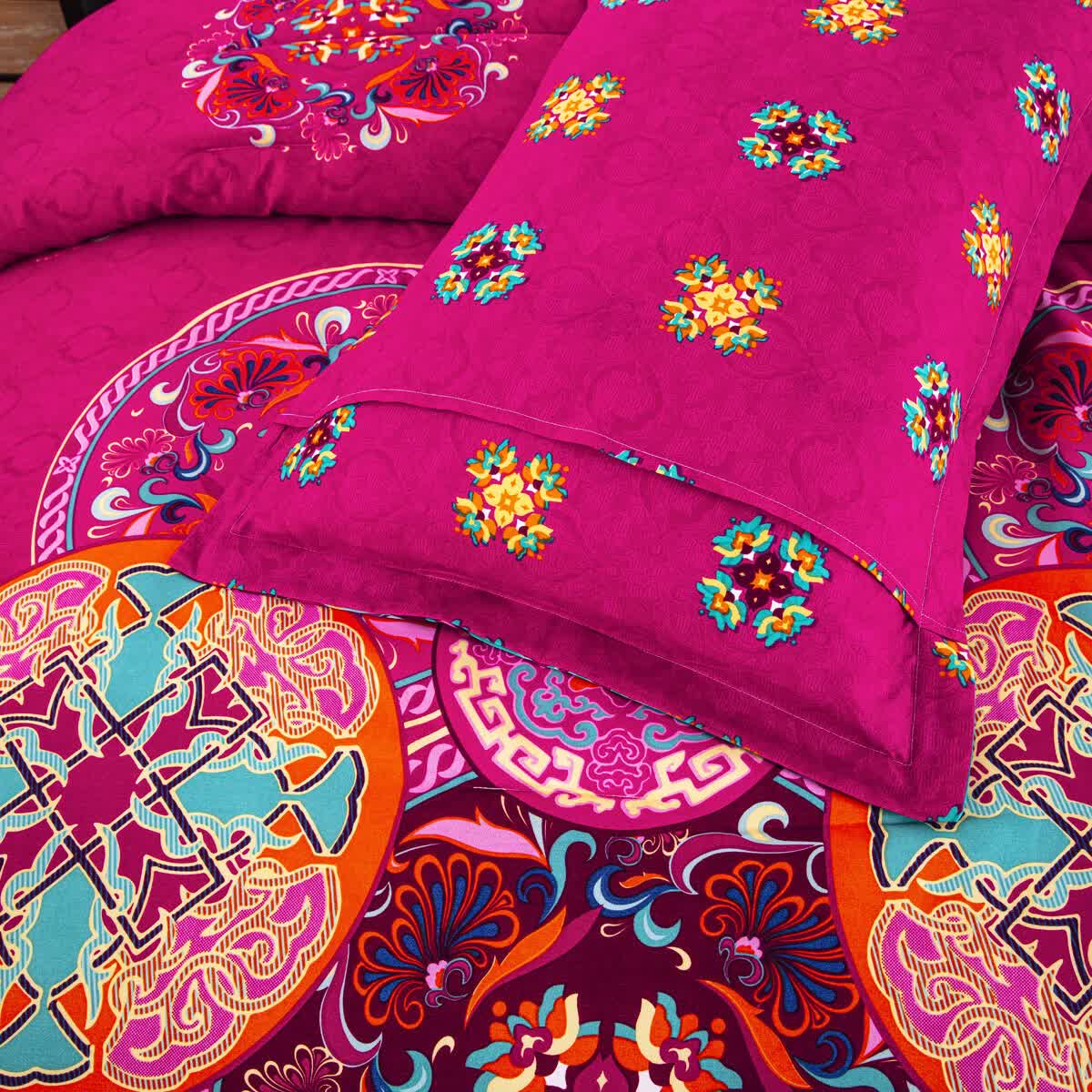 Aesthetic Glow Floral Microfiber Comforter Set – King, 3 Piece
