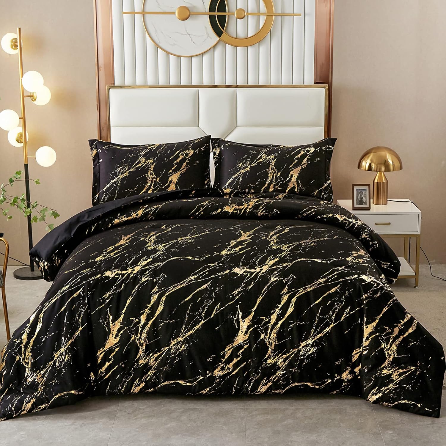 Black and Gold Metallic Marble Comforter Set – King, 3-Piece